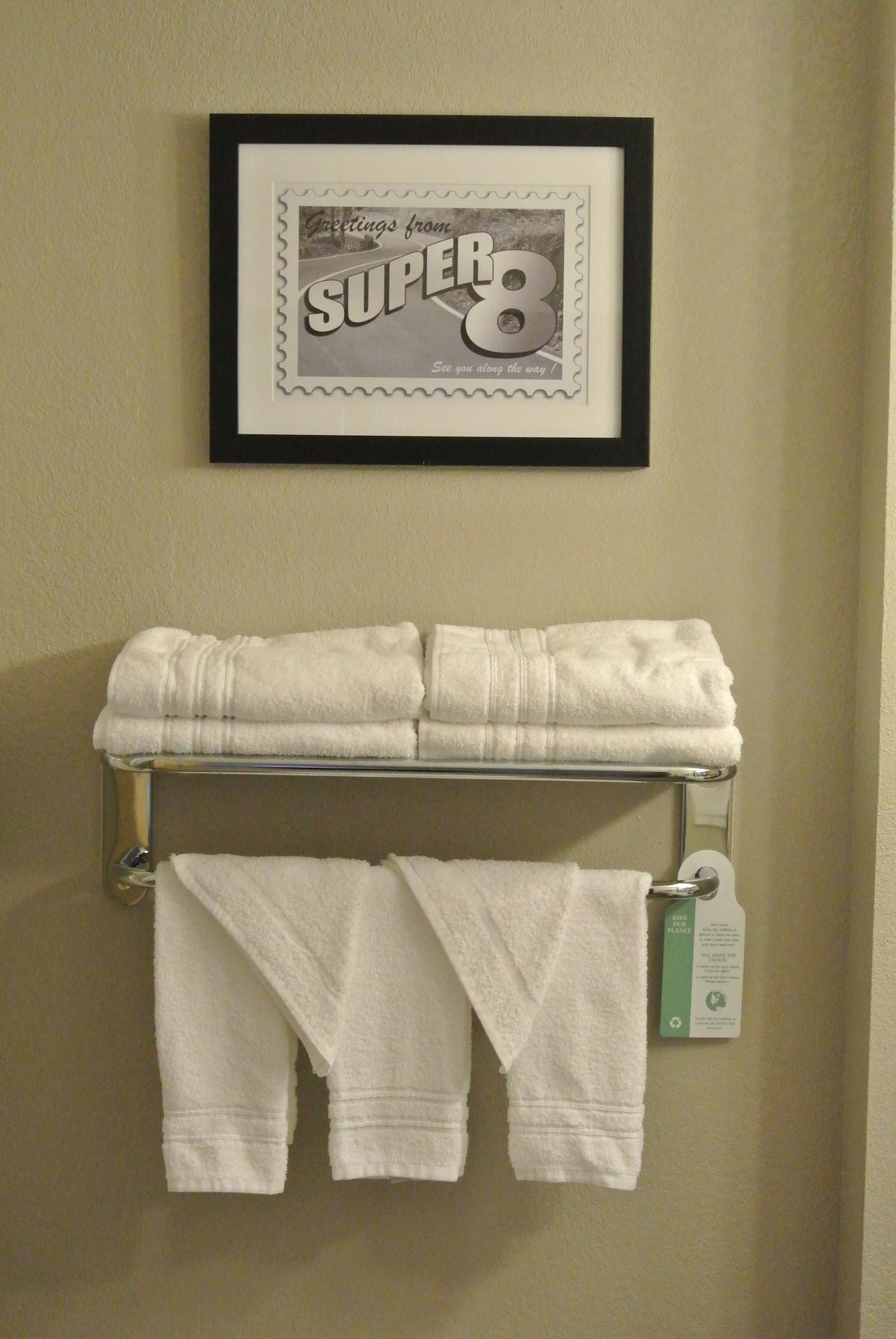 מלון Super 8 By Wyndham לוידמינסטר מראה חיצוני תמונה